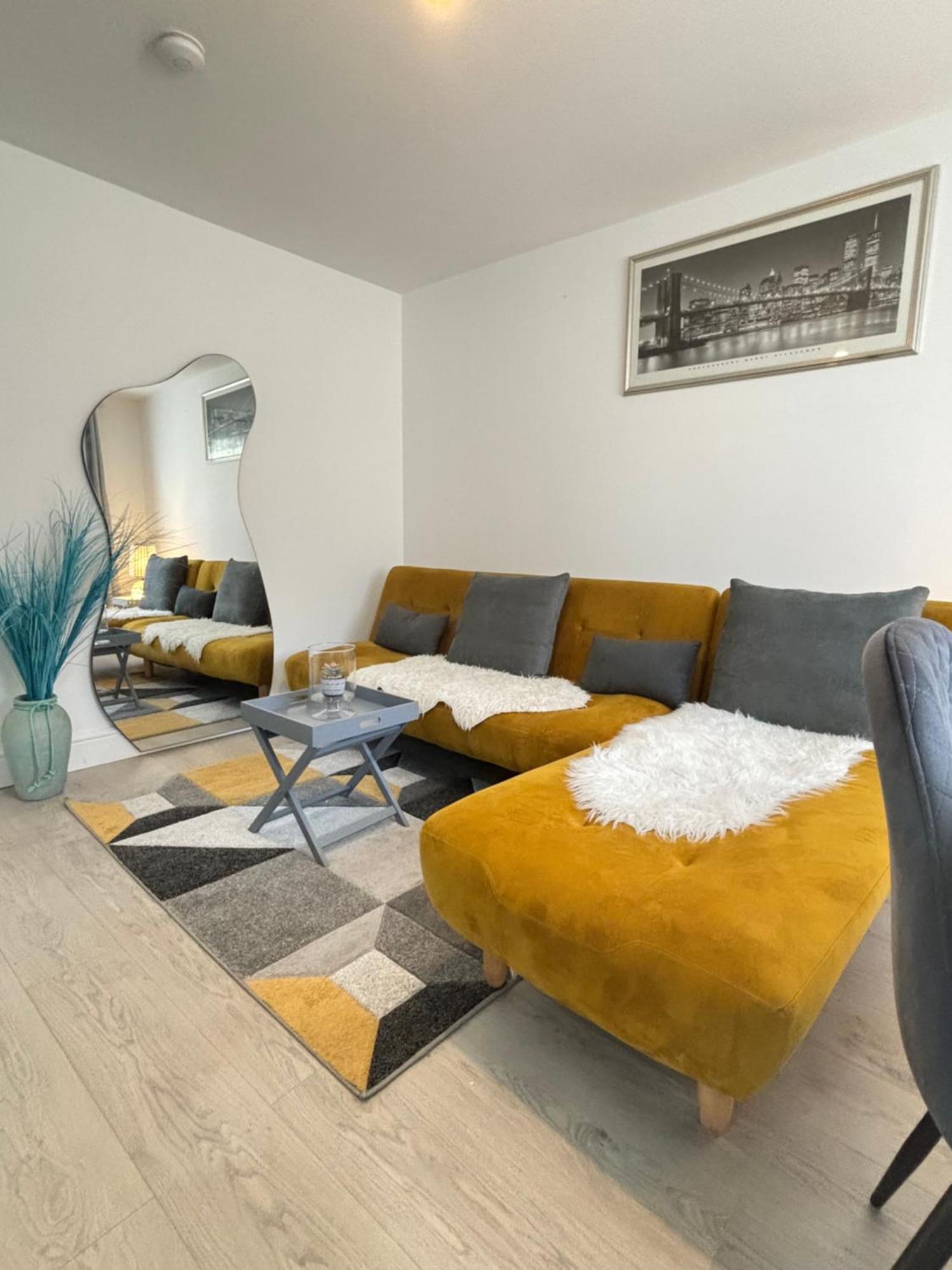 Apartmán Cosy Modern Flat With Garden Birmingham Exteriér fotografie