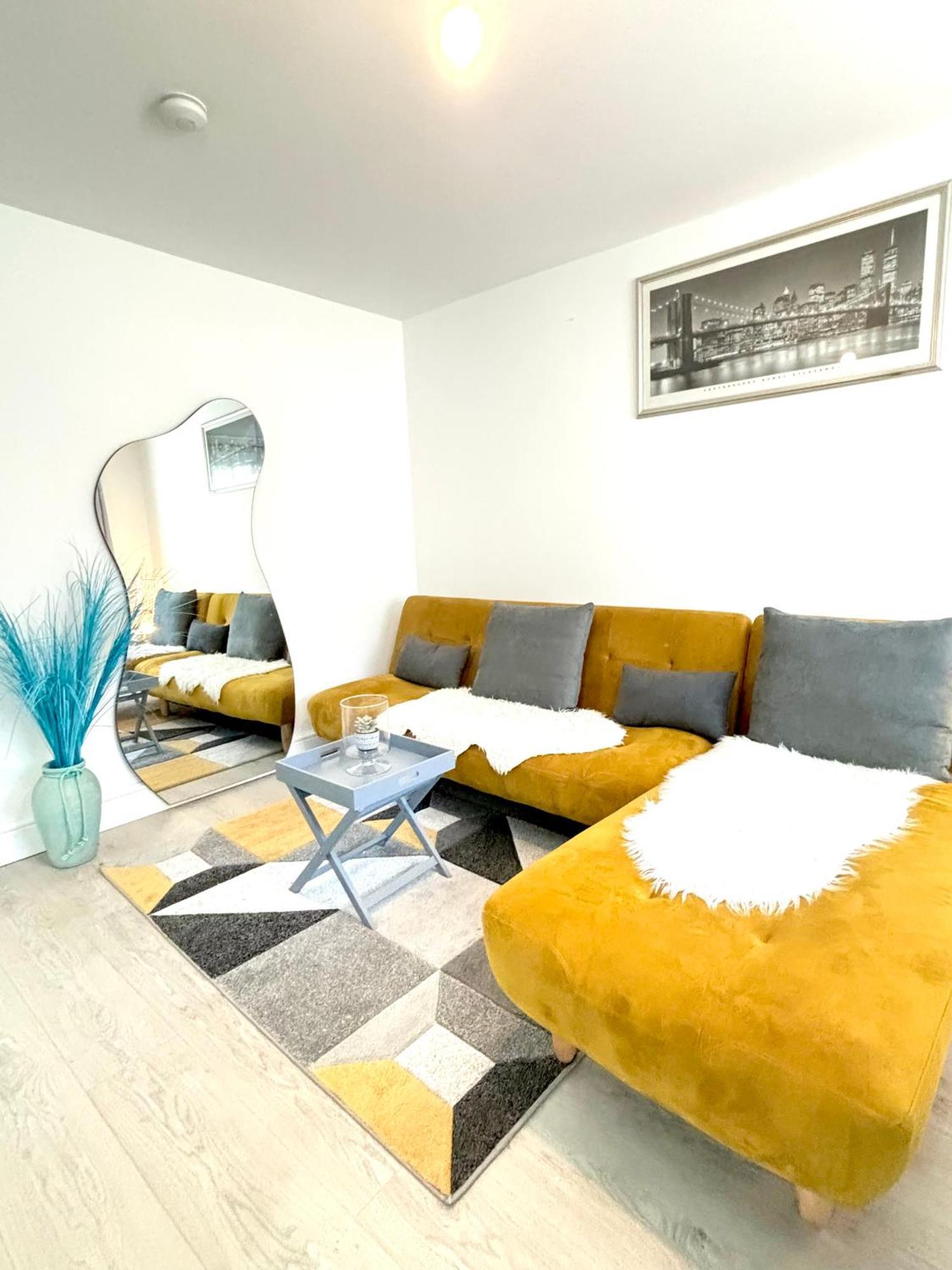 Apartmán Cosy Modern Flat With Garden Birmingham Exteriér fotografie